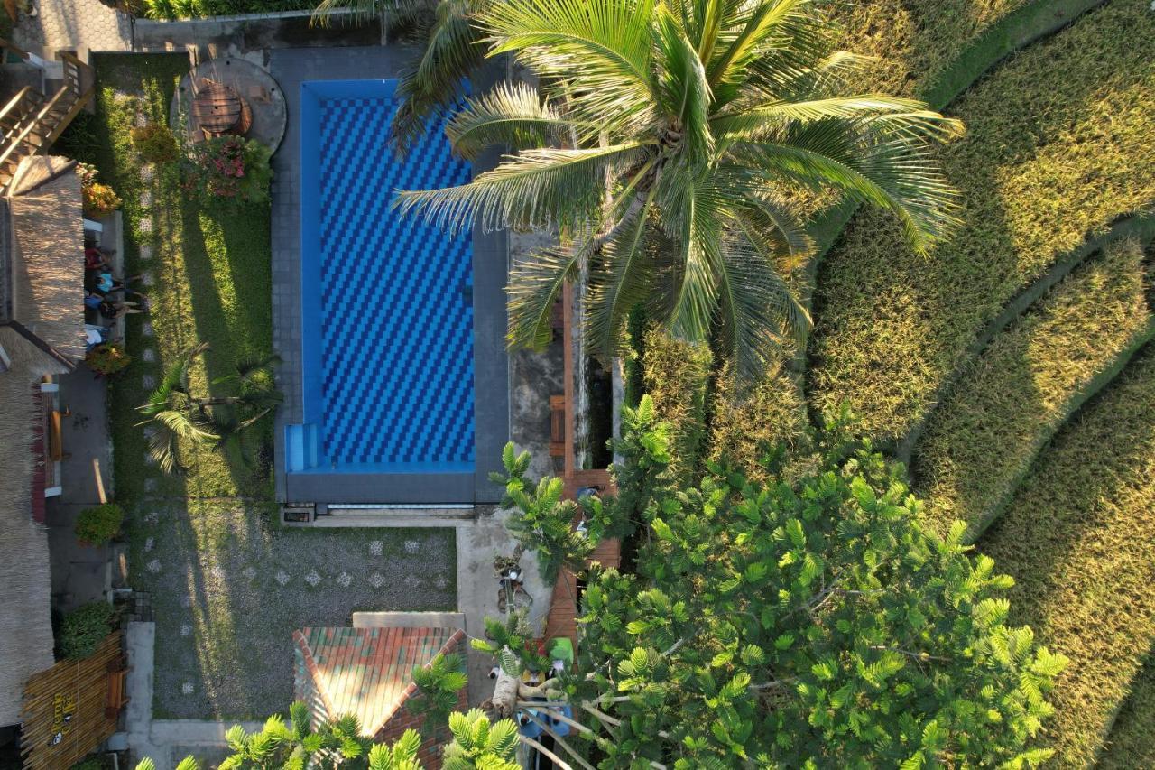 Peraja Bungalows Loyok Sangyang Exteriör bild