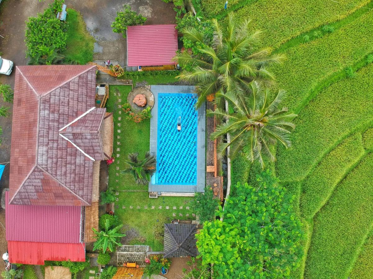 Peraja Bungalows Loyok Sangyang Exteriör bild