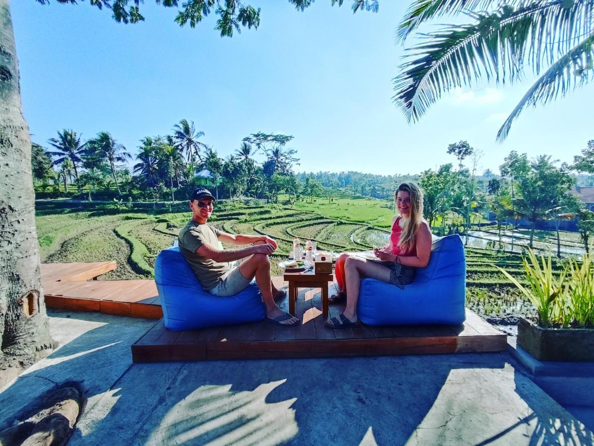 Peraja Bungalows Loyok Sangyang Exteriör bild