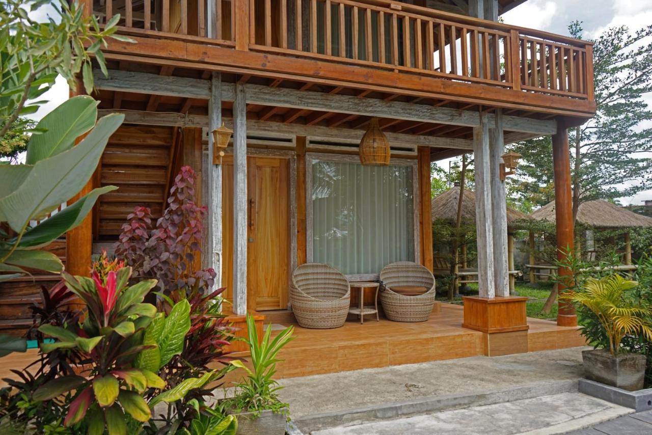 Peraja Bungalows Loyok Sangyang Exteriör bild